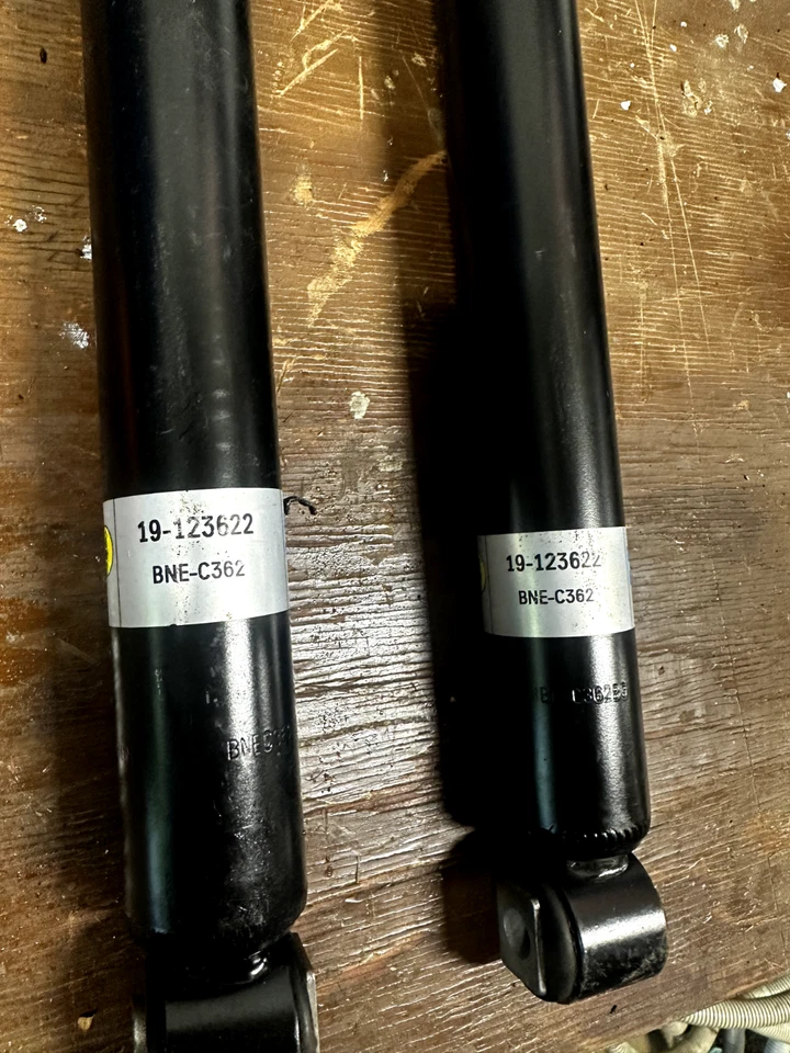 Amortiguador de suspensión-2.5i Bilstein 19-123622 para BMW X3 2007 Foto 1 de 1