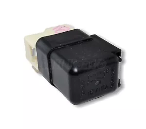 135 - Nissan (1995-2015) 25630-79960 3-Pin Schwarz Hupenrelais 2563079960 12V 15A - Bild 1 von 6
