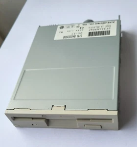 ALPS ELECTRIC DF354N904F FLOPPY DRIVE (R5S5.5) - Picture 1 of 4