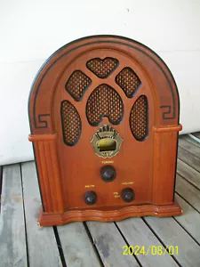 Crosley Vintage Replica Tabletop Mantle Radio Wooden AM FM Model CR31 Working - Picture 1 of 4