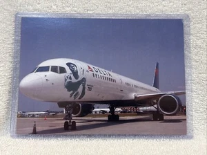 VINTAGE 2000's Hank Aaron 755 Delta Airlines Postcard, Atlanta Braves, COOL-LOOK - Picture 1 of 4