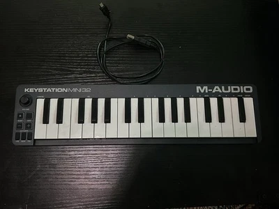 M-Audio Keystation Mini 32 MK3 32-key Keyboard Controller - Image 1 of 4