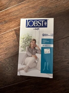 Culatas de compresión médica Jobst SoSoft, negras, 20-30 mmHg, grandes, tomografía computarizada de rodilla - Imagen 1 de 4