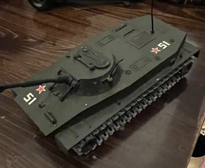 Vintage 1962 Solido- PEF-207 Char Amphibie URSS Die-cast Military Tank. VG Cond. - Image 1 of 4