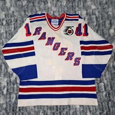 Camiseta masculina 48 vintage CCM Cosby New York Rangers Mark Messier 11 - Imagem 1 de 4