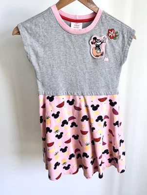 Vestido melancia Hanna Andersson Aulani Disney Minnie Mouse meninas tamanho 8/130 rosa - Imagem 1 de 3