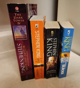 Lot of 4 Stephen King Paperback Books Pre-Owned  - Bild 1 von 7