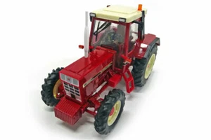 Case/IH 1056XL MFD Tractor - 1/32 scale diecast model by Britains - Picture 1 of 2