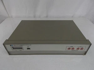 PANEL FRONTAL DE UNIDAD DE CONTROL/ADQUISICIÓN DE DATOS HP AGILENT 3421A CON CUBIERTA SUPERIOR E INFERIOR - Imagen 1 de 6