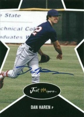 2003 Dan Haren Black Auto Rookie #/25 - Image 1 of 2