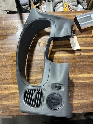 Bisel Ford Ranger/Explorer Speedo 1995-2006 Foto 1 de 4