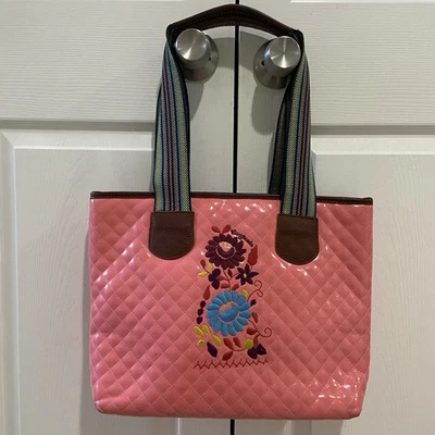 Bolso de Mano Consuela Rosa Acolchado Charol Doble Asa Bordado Foto 1 de 4