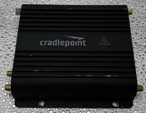 Cradlepoint IBR600C-150M-D Oberfräse ohne Zubehör - Bild 1 von 4