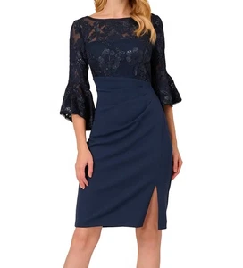 Adrianna Papell Kleid Blumen Spitze U-Boot-Ausschnitt 3/4 Glockenmanschette gerafft dunkelblau - Bild 1 von 4