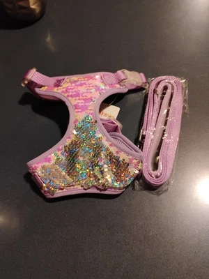 DOG HARNESS w/Sequins & Matching Leash - Sz. M (13-21 in. Chest) by Yikeyo- New! - Image 1 of 4