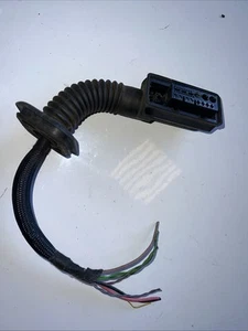 Cablaggio spina porta guida anteriore Mercedes Classe C W205 Berlina A0015459303 - Foto 1 di 5