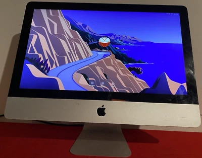 APPLE iMac Late 2009 21.5" 3.06GHz Core 2 Duo (macOS 12.6) 10GB RAM 500GB HD - Image 1 of 4