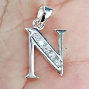 Dije colgante de plata esterlina 925 con letra circonita cúbica inicial 'N' alfabeto joyería - Imagen 1 de 3
