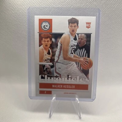 Tarjeta de novato 2022-23 Chronicles Draft Picks Walker Kessler RC #23 Utah Jazz Foto 1 de 2