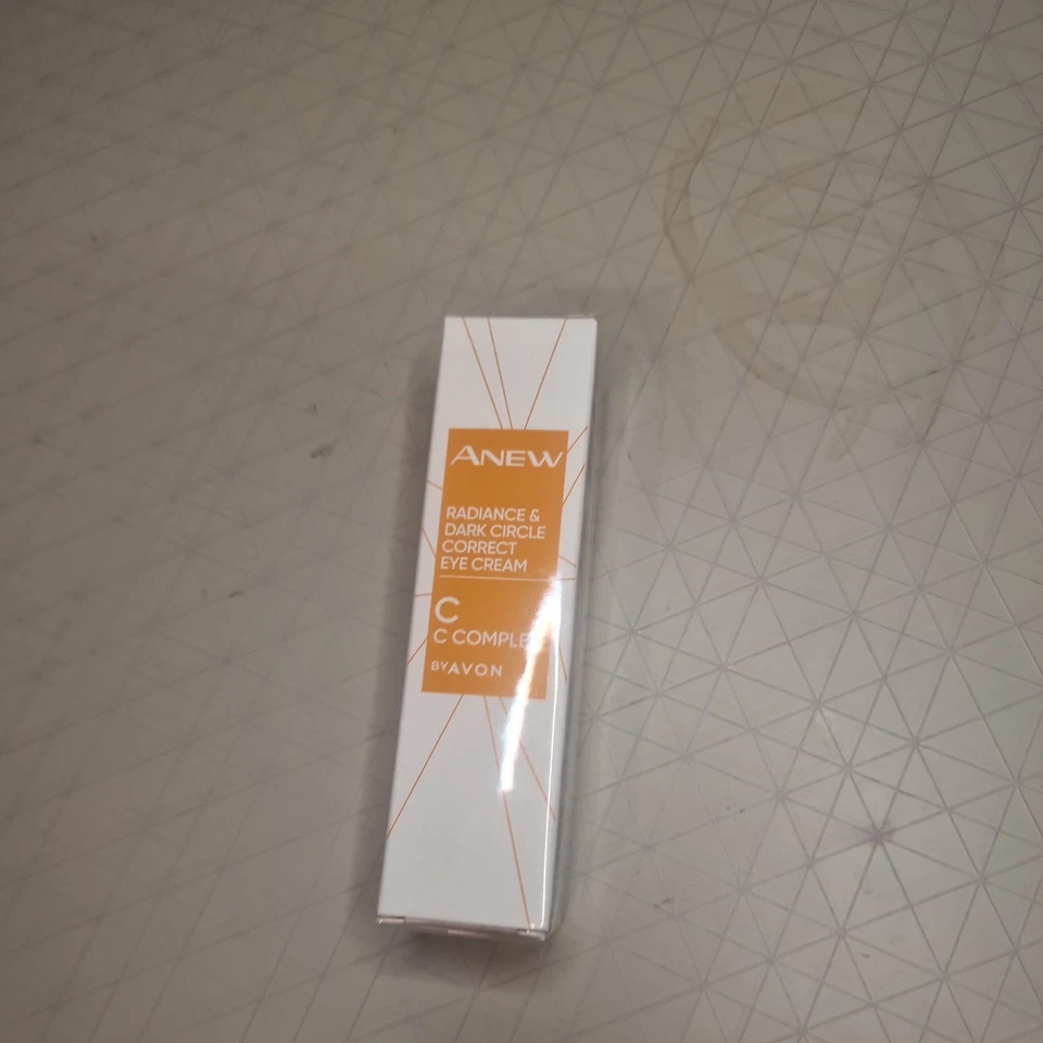 Avon Radiance & Dark Circle Correct Eye Cream 15ml - Image 1 of 1