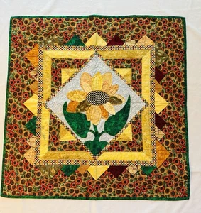 Sunflower Small Quilt Blanket Patchwork Handmade Cotton 36” x 36” - Picture 1 of 11