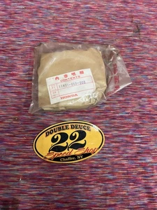 GENUINE Honda NOS 11431-063-000 COVER, STATOR - Picture 1 of 3