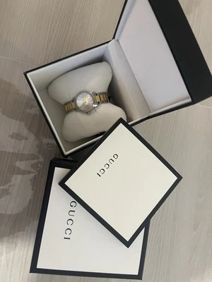 Gucci EX DISPLAY Ladies Watch with Original Box Excellent Working Condition - Image 1 of 3