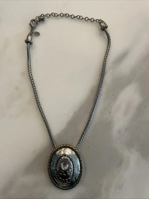 Collar Colgante Chico's Tono Plata Usado Excelente Estado Foto 1 de 4