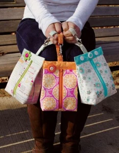 Suzy's Sack Bag Sewing Pattern by Sherri Falls for This and That - Picture 1 of 3