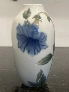 Royal Copenhagen Vase 1810/237 – Blue Floral Hand Painted Porcelain Denmark - Picture 1 of 11