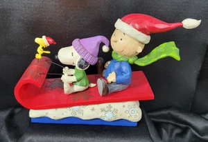 Jim Shore Peanuts 4052726 Giornata della neve! Charlie Brown Snoopy Woodstock senza scatola - Foto 1 di 11