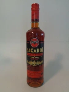 Bacardi Carta Fuego Red Spiced Rum, Limited Edition, ausverkauft! 700 ml, 40% - Bild 1 von 6