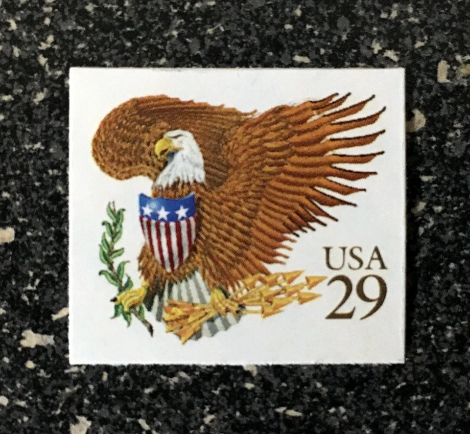 1992USA #2595 29c Eagle & Shield Brown - Single From Booklet  Mint - Image 1 of 1