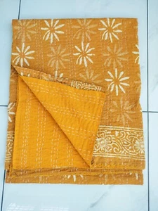 Indian Yellow Block Print King Size Cotton Kantha Quilt Throw Blanket Bedspread - Picture 1 of 3