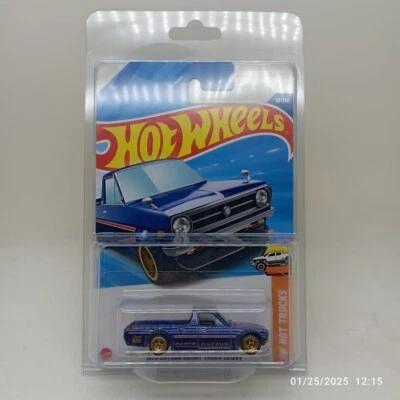 Custodia Hot Wheels 2025 D Super Treasure Hunt 1975 Datsun Sunny Truck (B120) - Immagine 1 di 4