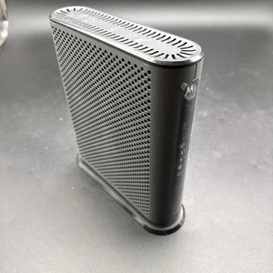 Motorola MB8600 DOCSIS 3.1 Cable Modem Gigabit Ethernet - No Adapter - Picture 1 of 6