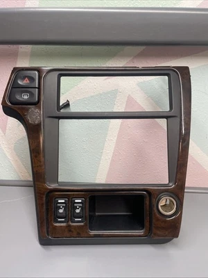 2001-2004 Nissan Pathfinder QX4 Center Dash Radio Bezel Trim Panel Woodgrain OEM Foto 1 de 3