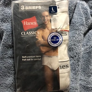 2009 HANES CLASSICS PREMIUM COTTON FULL CUT WHITE BRIEFS 3 PAIR LARGE 36-38 - Picture 1 of 6