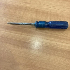 Vintage Quick Wedge 7-3/4" long screw holding flat blade screwdriver # 2354, USA - Picture 1 of 5