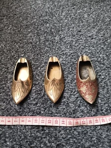 Messing Schuh Personal Aschenbecher x3 handgefertigt/handgeschnitzt (Made in India) - Bild 1 von 4