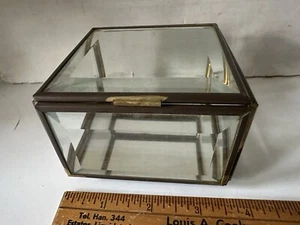 Small Vintage 6 Sided Beveled Glass Jewelry Trinket Hinged Box Mirror Base - Picture 1 of 8