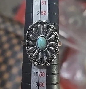 Boho Style Ring Silver And Turquoise Size 7 - Picture 1 of 4