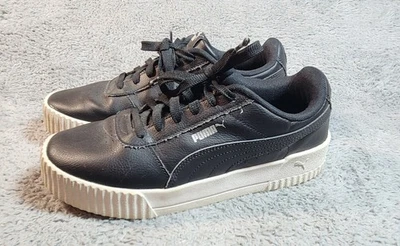 PUMA Carina 皮革厚底运动鞋女式 10 码黑色白色 370325-01 — 第 1/4 张图片