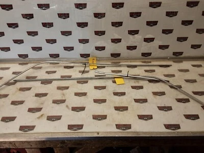 Dodge Dart 1969 doblado 4 puertas OEM puerta izquierda y derecha ventana molduras piezas Foto 1 de 4