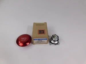 Eaton 10250T17213-3 Non-Illuminated Push Button,Red New In Box Free Shipping - Picture 1 of 2