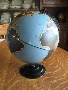 Mappamondo nero militare? contorno giallo Denoyer repro? gesso - Foto 1 di 13