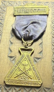 ANTIQUE VINTAGE Independent Order of Odd Fellows IOOF MEDAL BADGE 1914 - Picture 1 of 5