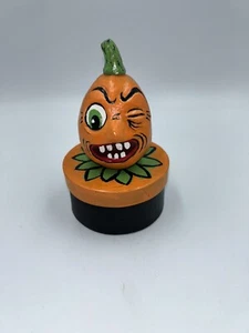 VINTAGE VOLKSKUNST HALLOWEEN VERRÜCKTER AUSDRUCK PUMPKIN TRINKET BOX - Bild 1 von 8