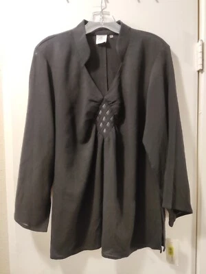 Blusa Dana Buchman Feminina Mescla de Lã Preta Tamanho L. P-T-P:21,5 polegadas - Imagem 1 de 3