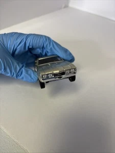 1968 Oldsmobile 442 1/64 Scale Diecast Metal Model by Welly - GOLD - Picture 1 of 8
